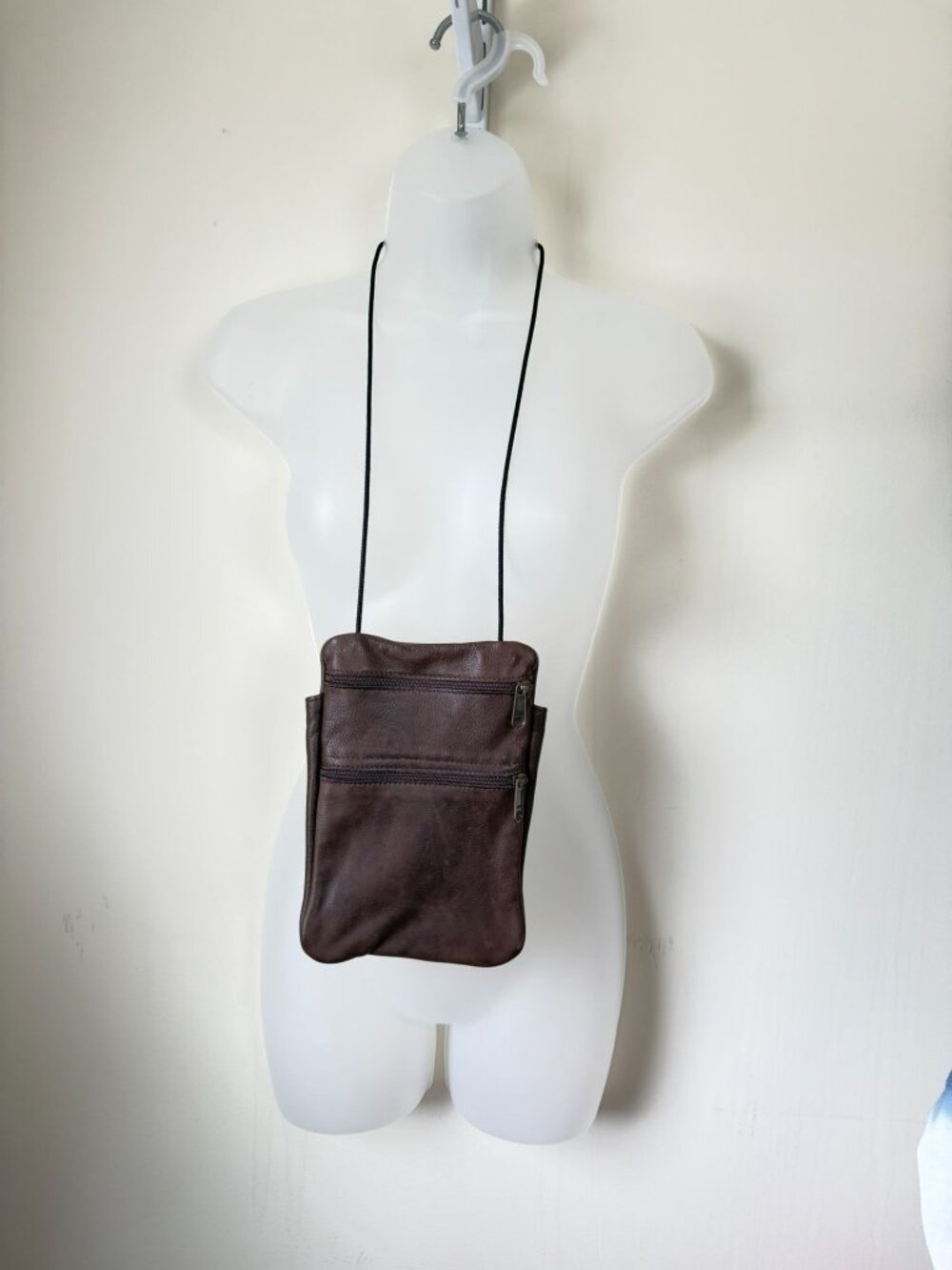 Mt Airy Leathers Brown Soft Leather Bag Multi Pocket Purse - Picture 4 of 13